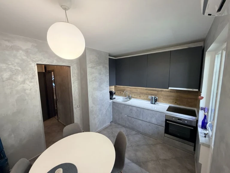 For Sale: 1-Bedroom Apartment with Renovation and Furniture, Amursky Residence, Metro