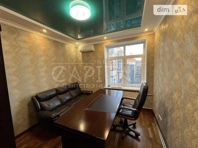 Sale of 2-room apartment 80 sq. m. on Velyka Vasylkivska 71/