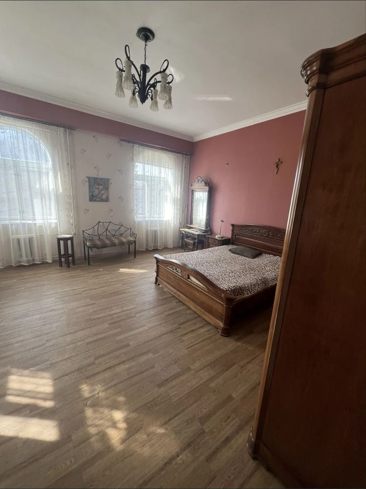 Продаж будинку на селищі Шевченко (Селище Котовського)