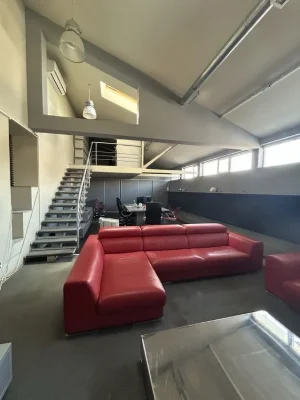 Apartment in the very center of Odessa! 1000 USD per meter! Possible to rent