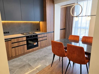 Studio Apartment with River and Mountain View | Modern Renovation | Knaginin