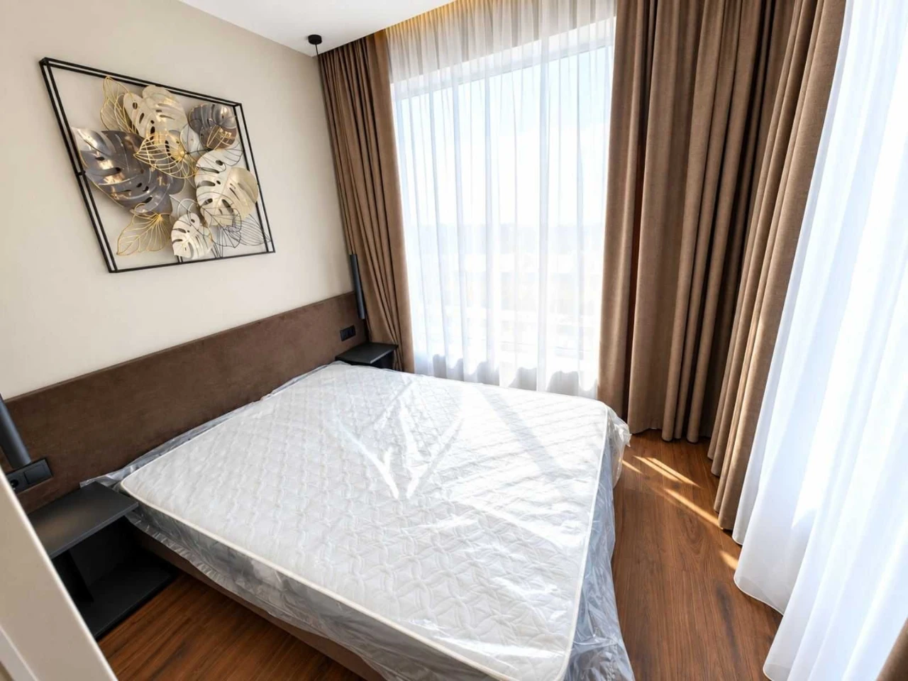 Studio Apartment with River and Mountain View | Modern Renovation | Knaginin