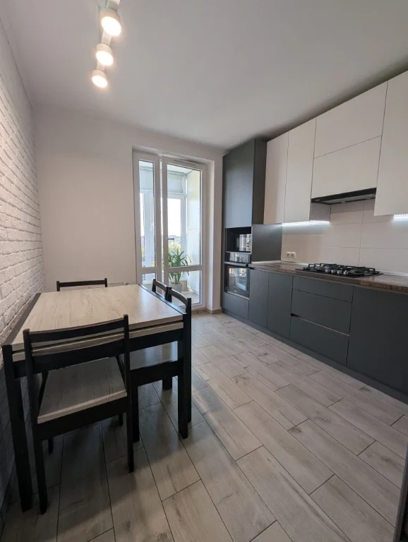 Sale of a 1-bedroom apartment in a new building on Vypasova Street