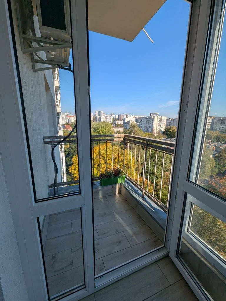 Sale of a 1-bedroom apartment in a new building on Vypasova Street