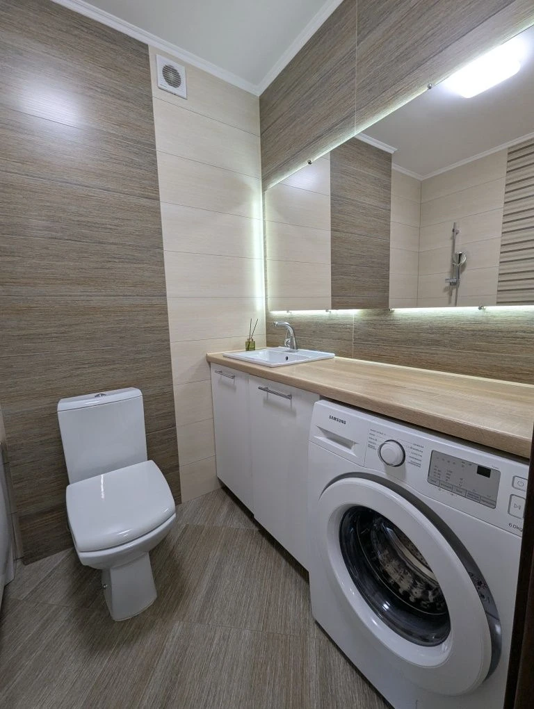 Sale of a 1-bedroom apartment in a new building on Vypasova Street