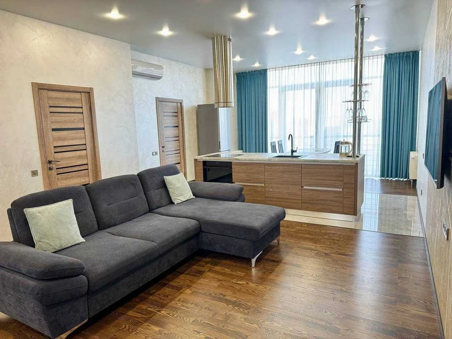 I will sell a stylish 2-room apartment in the residential complex Duet Krutogorny spusk Center