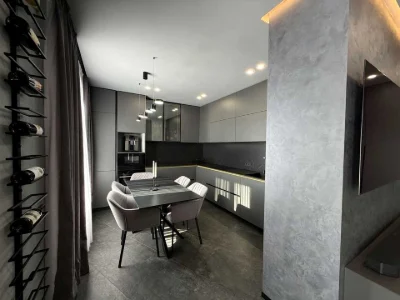Apartment. Chernivtsi, Vienський Proyiz