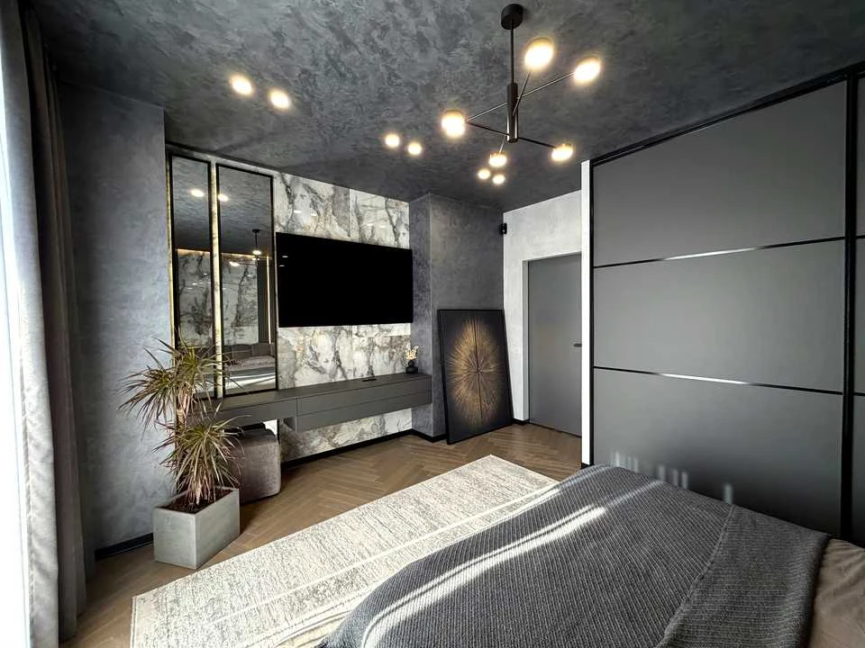Apartment. Chernivtsi, Vienський Proyiz