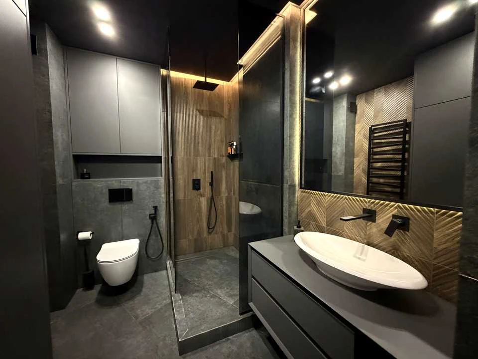 Apartment. Chernivtsi, Vienський Proyiz