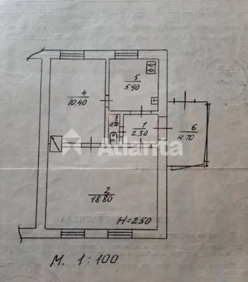 2-bedroom apartment with a private yard