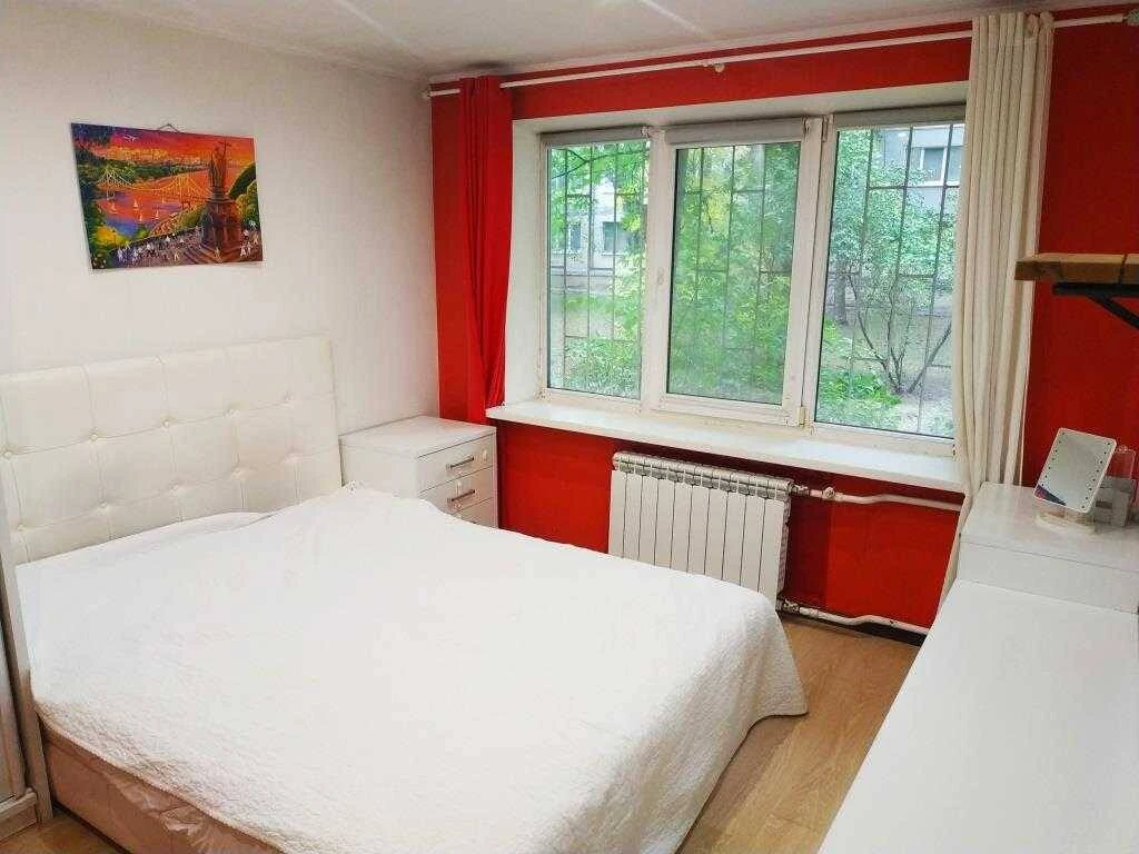 For Rent Long-Term 2-Bedroom Apartment, Kyiv, Dniprovsky, Budivel'