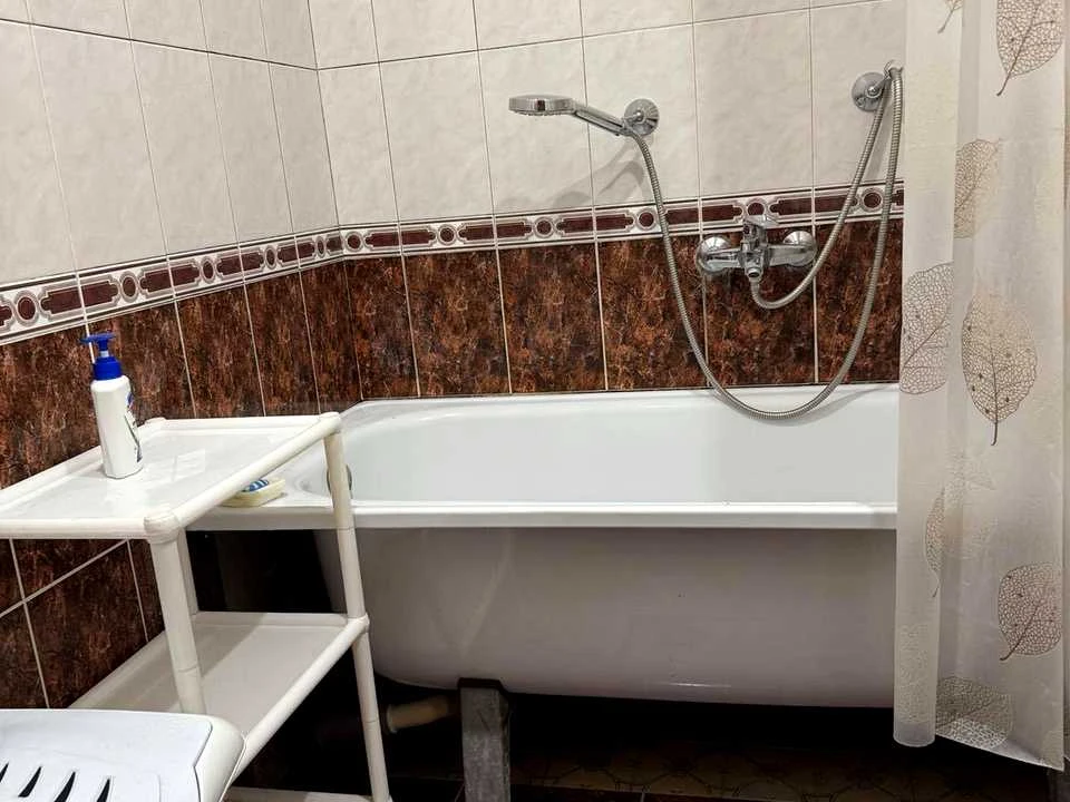 Квартира. Київ, вулиця Анни Ахматової