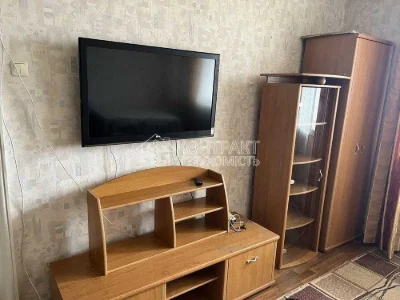 1 Room Apartment for Sale, Gvardiyiv-Shironten Street.