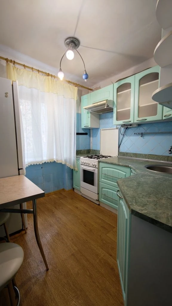 Квартира у парка, с ремонтом и мебелью, пр.Гагарина/2 Фонтан