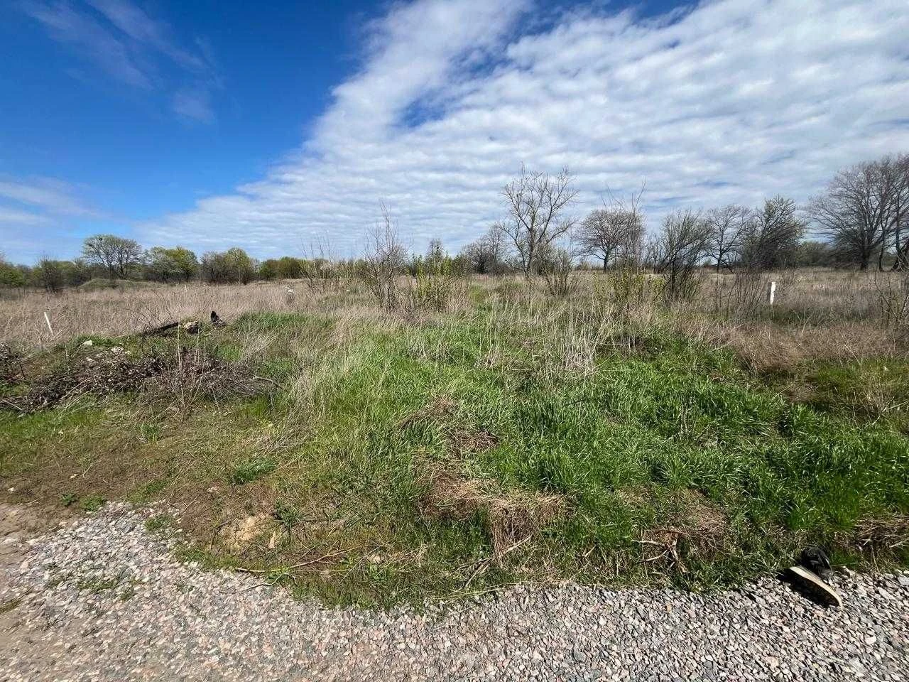 Land for sale near the lake