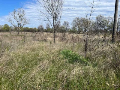 Land for sale near the lake