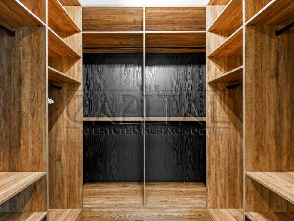 Apartment. Ioanna Pavla II st.