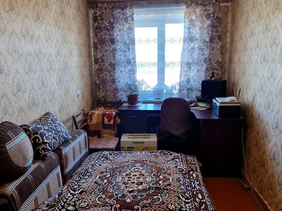Apartment. Dnipro, Robochyy lane.