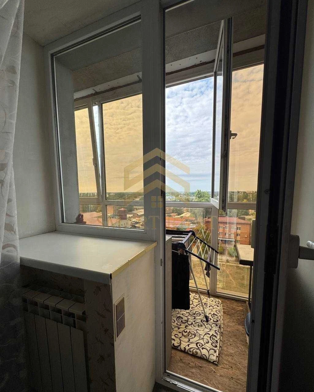 Sale of a 3-room apartment with renovation in a new building at Andriyivsky 29-B