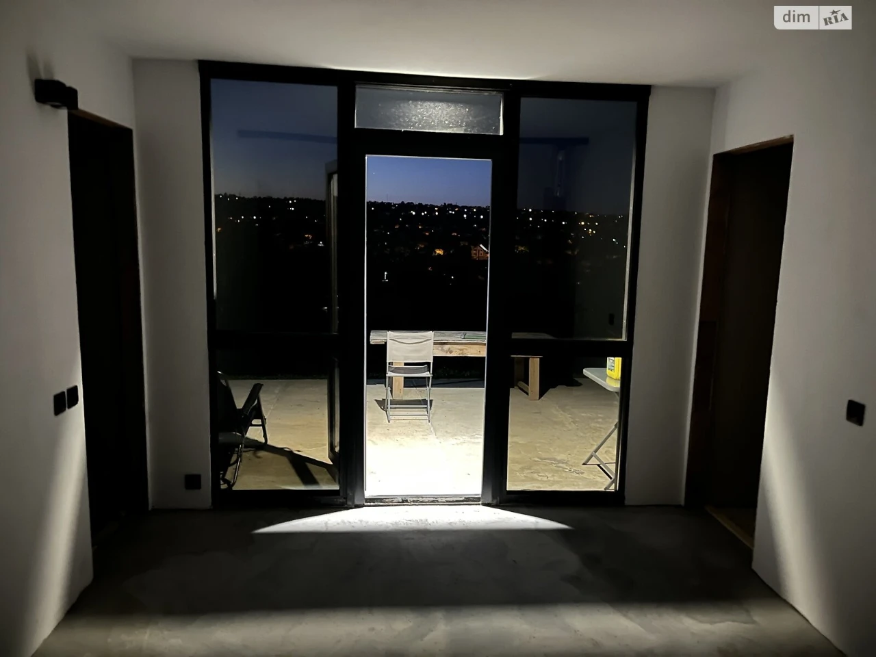 Sale of House in Rosh Styn
