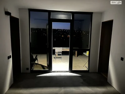 Sale of House in Rosh Styn
