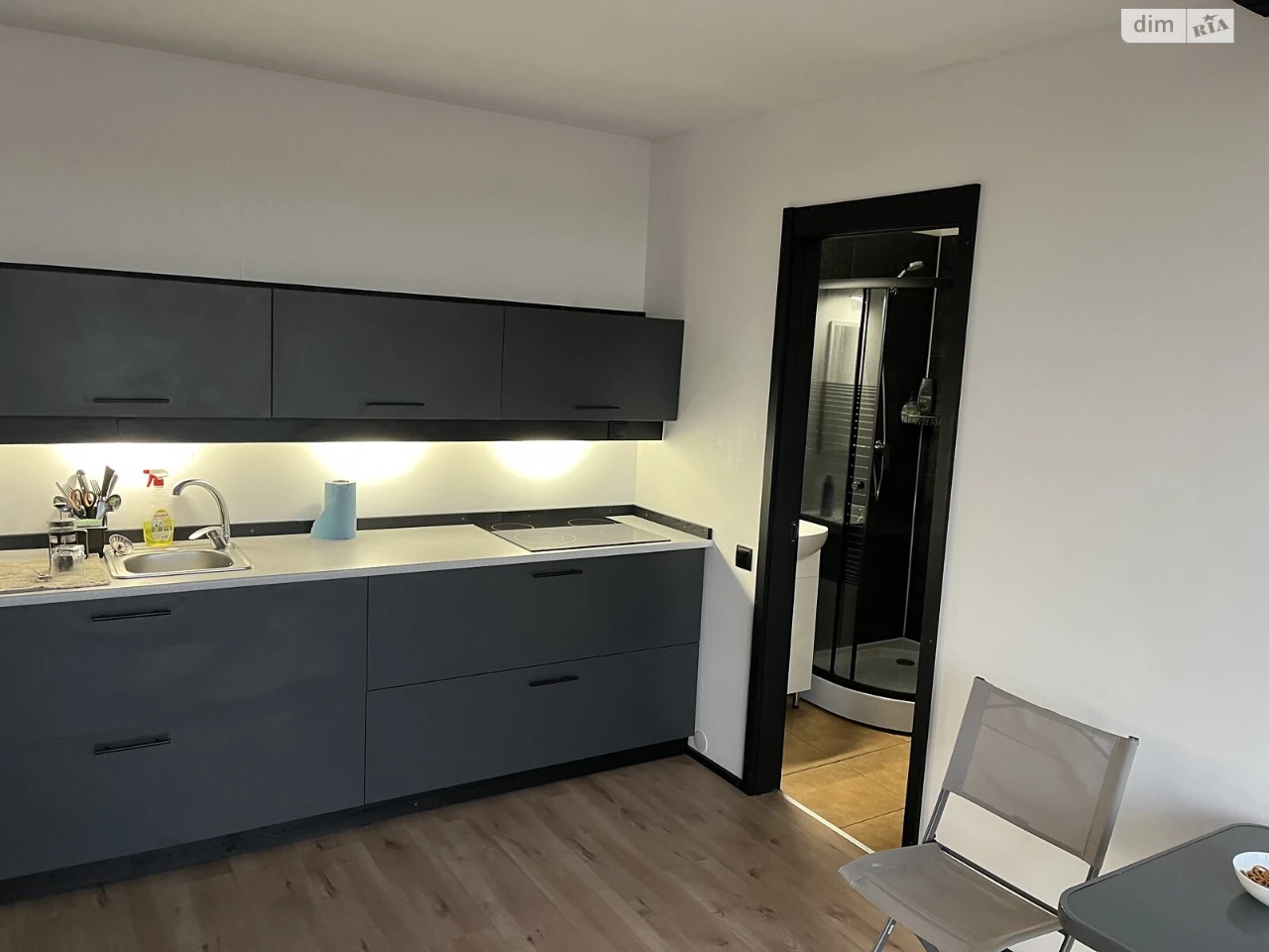 Sale of House in Rosh Styn