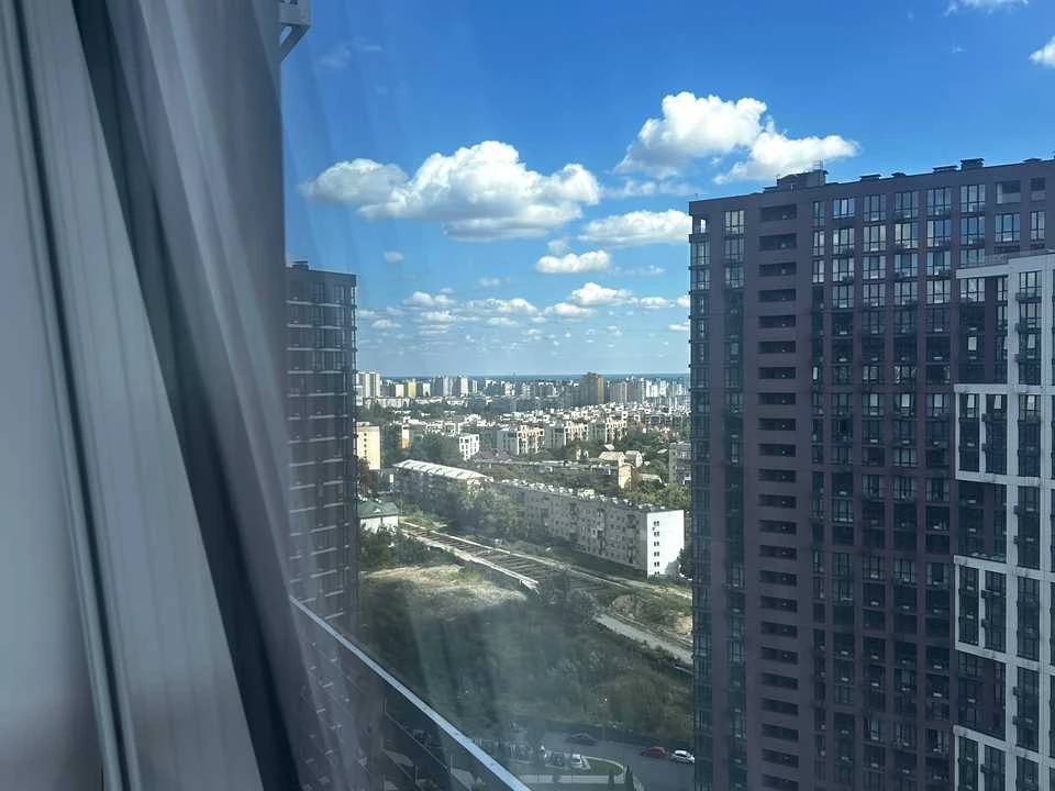 Квартира. Київ, вулиця Віктора Некрасова