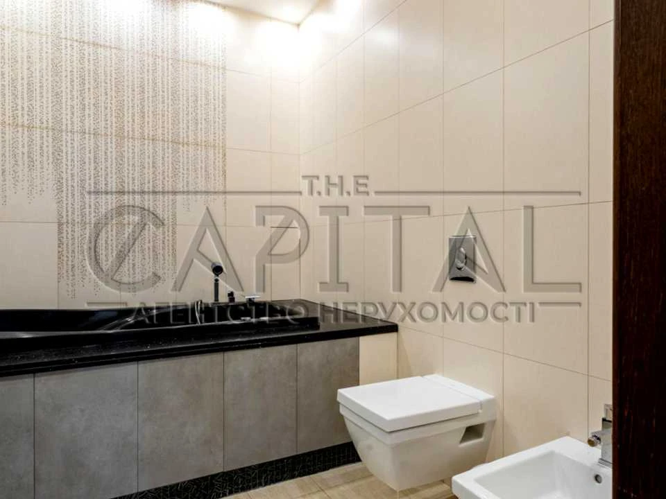 Квартира. Київ, Лабораторна вул.