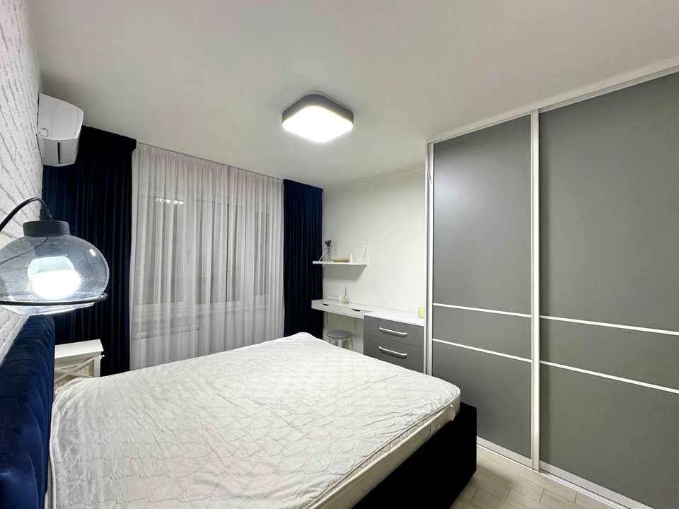Apartment. European Union Avenue, Podil