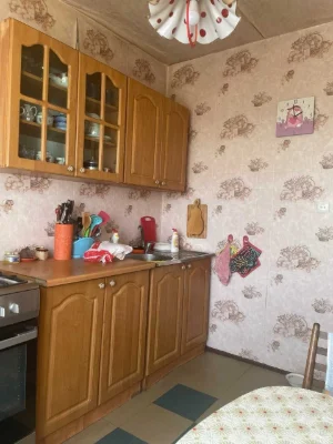 Продам 2х квартиру Левобеоежный 3
