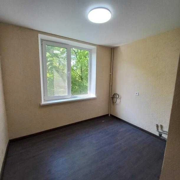 For Sale 1-bedroom apartment on Street G. Труда 5 minutes