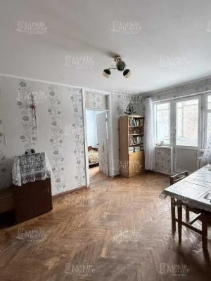 2 apartment New houses Byron Avenue Communal Market