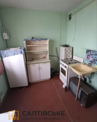 OL-3477 For Sale 3-room apartment in Saltyevka, Studenska 520 m²