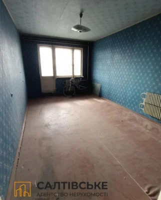 OL-3477 For Sale 3-room apartment in Saltyevka, Studenska 520 m²