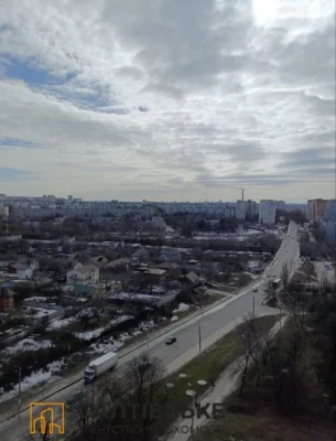 OL-3477 For Sale 3-room apartment in Saltyevka, Studenska 520 m²