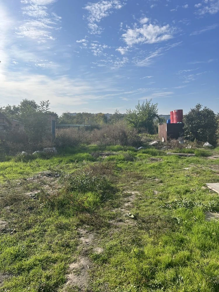 For sale: Demolition house (V- Balka)