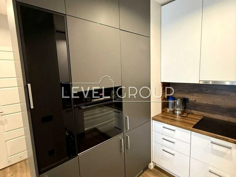 Apartment. Kyiv, Polyova St.