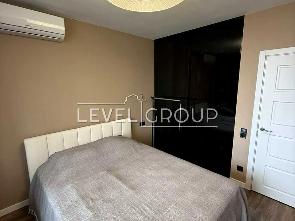 Apartment. Kyiv, Polyova St.
