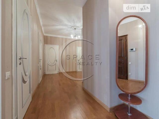 Sale of 2-room apartment 139 sq. m. on Andriy Verkhoglyada St. 5 • I