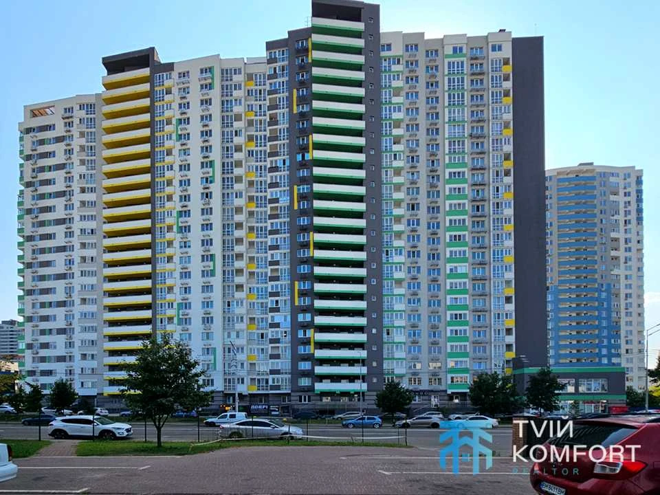 Квартира. Київ, Харківське шосе