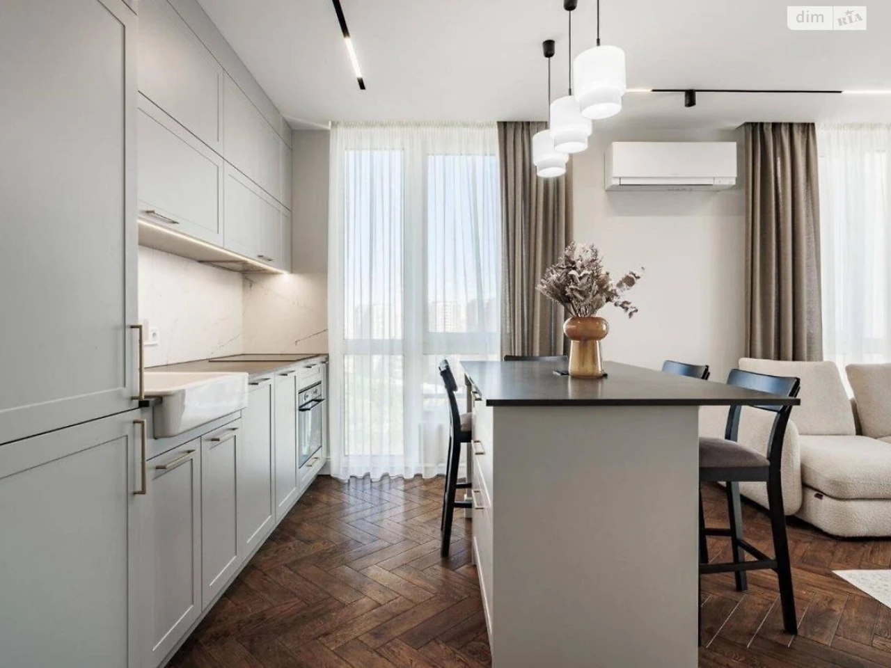 Apartment for Sale - Darnytsky District