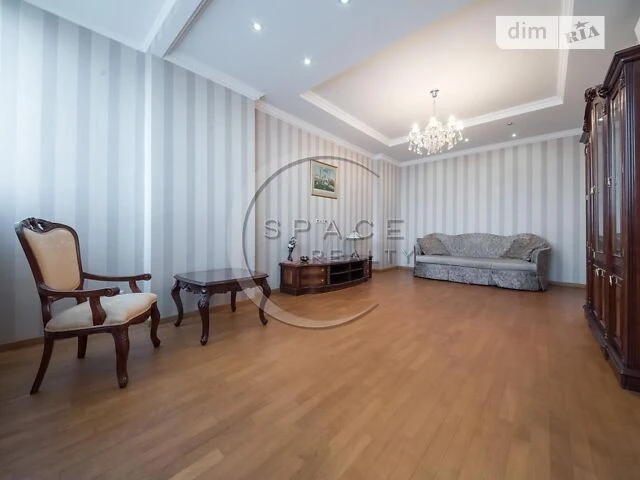Sale of 2-room apartment 139 sq. m. on Andriy Verkhoglyada St. 5 • I