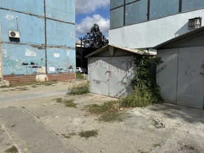 For sale Metal Garage
