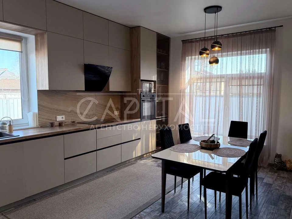 Townhouse. Kyiv, Rannova
