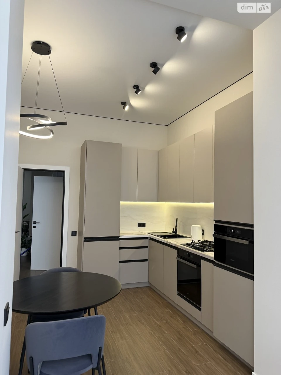 Flat for Sale - Center