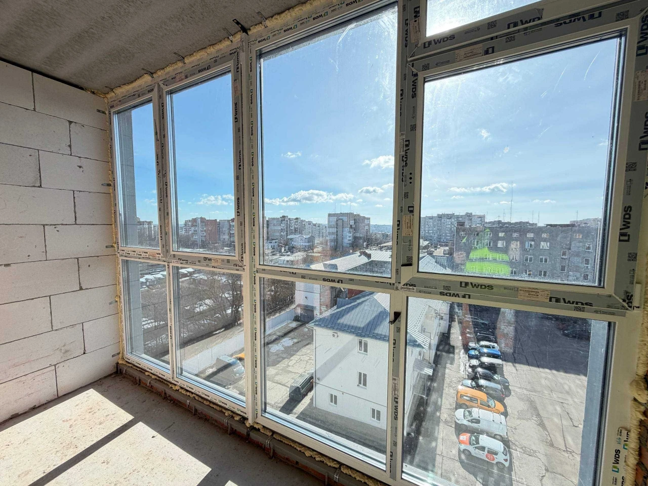 39684 Modern 2-bedroom apartment in residential complex "Bonville", Exhibition area