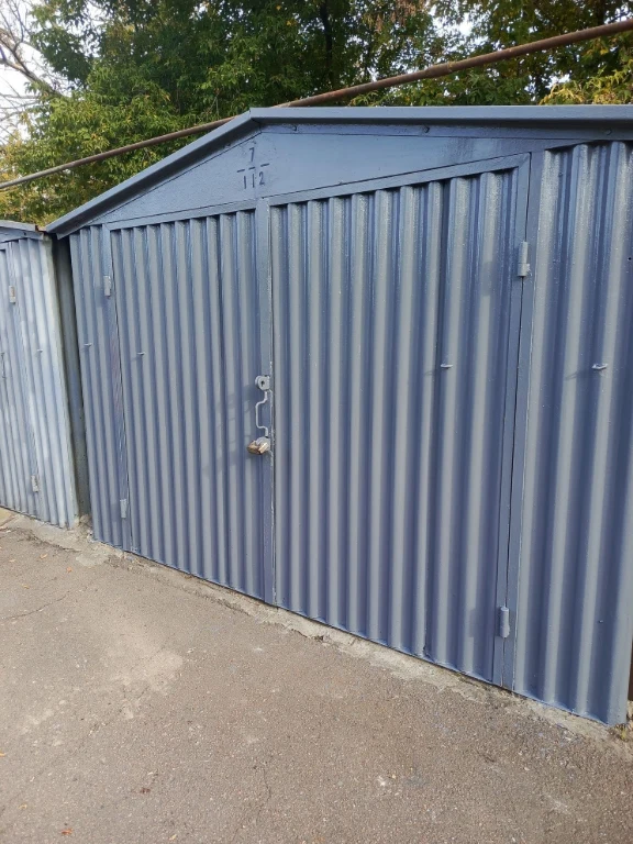 Garage A/C Polite. Street 179-A