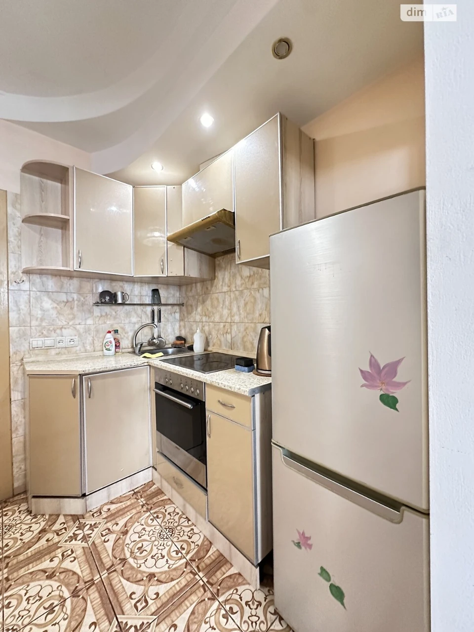 Long-Term Rental Apartment, Pozniaky