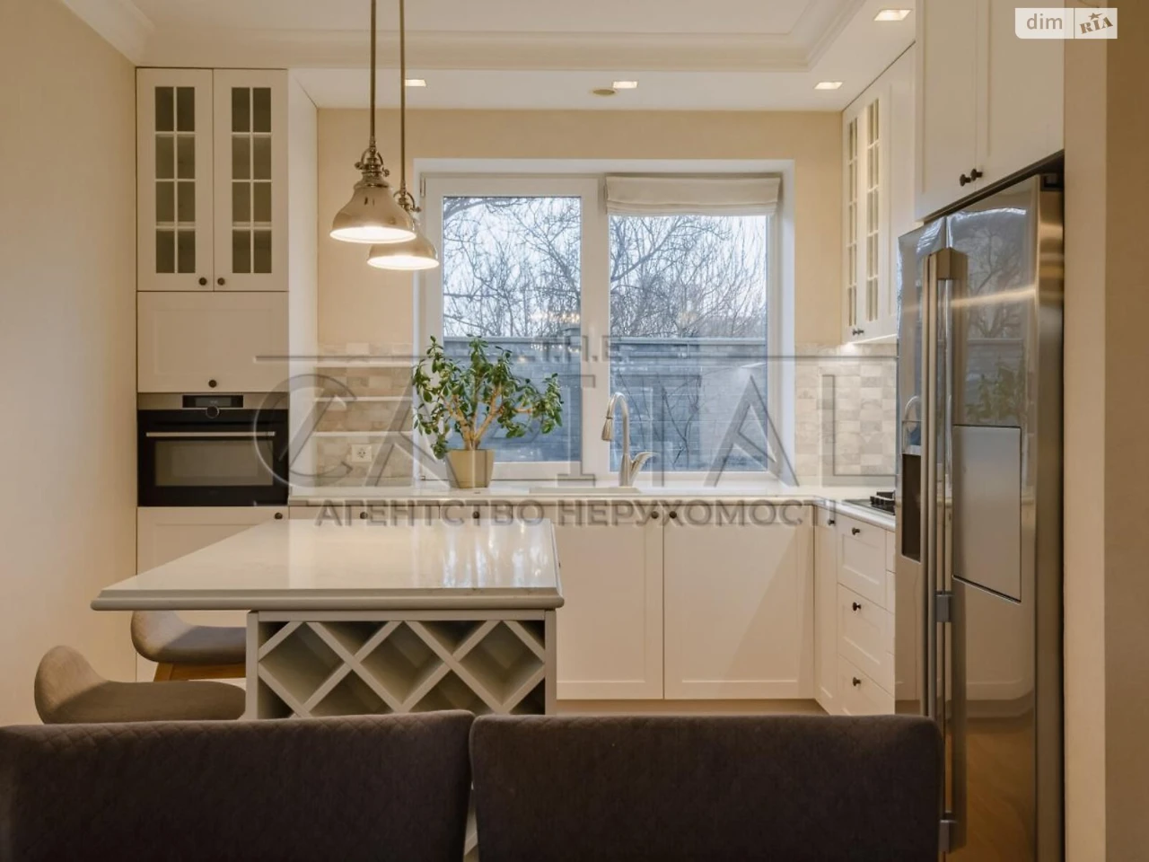 Long-Term Rental House, Holosiiv