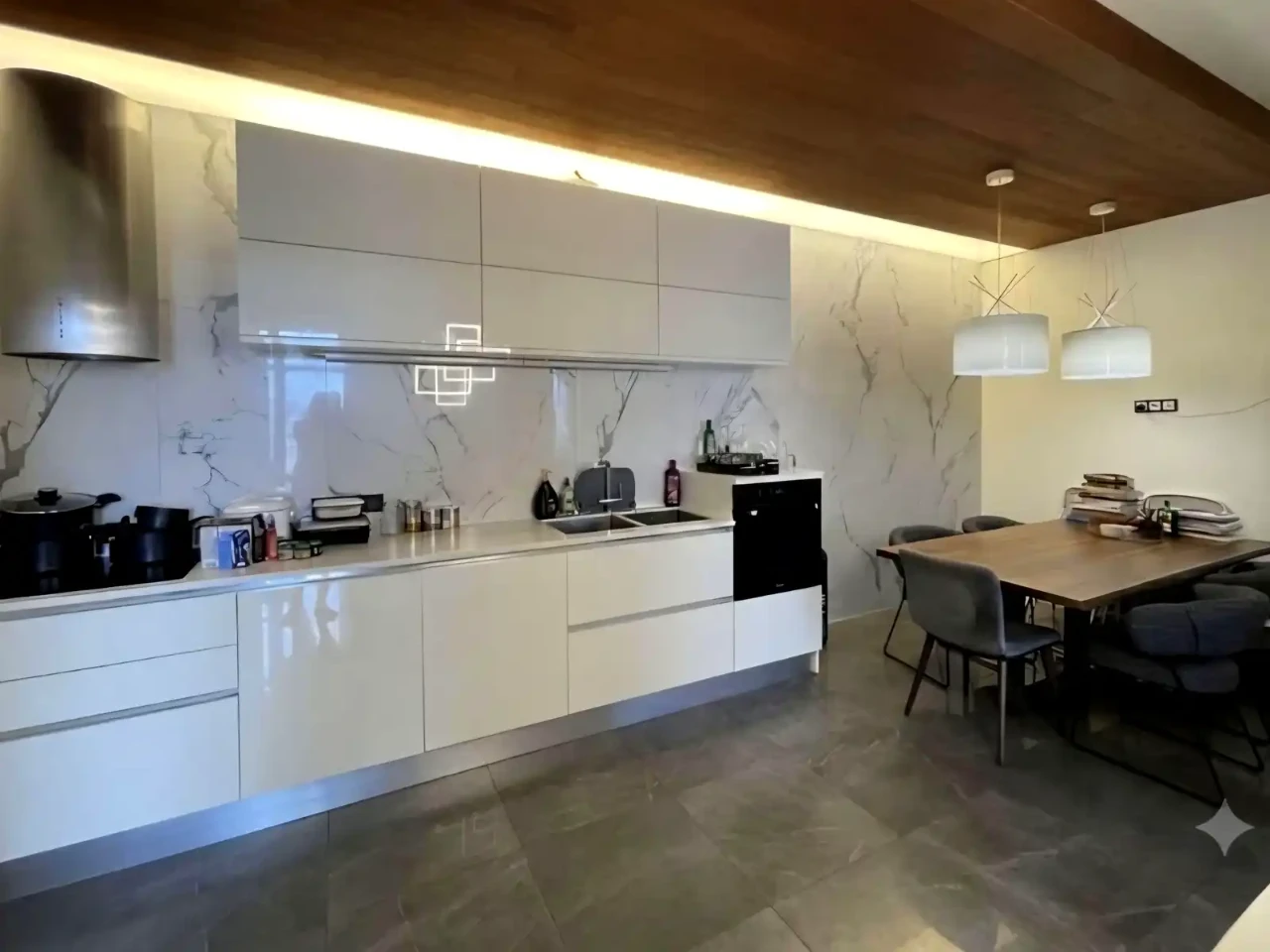 Продажа квартиры 3-комнатной 112 м² 11/12 этаж